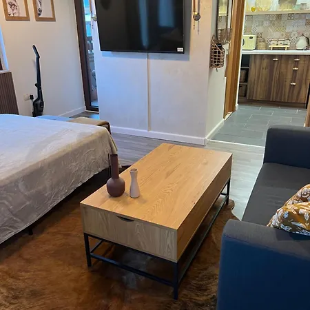 Luxury Studio1 In Friends