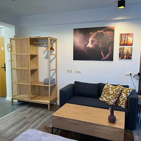 Luxury Studio1 In Friends * בנסקו